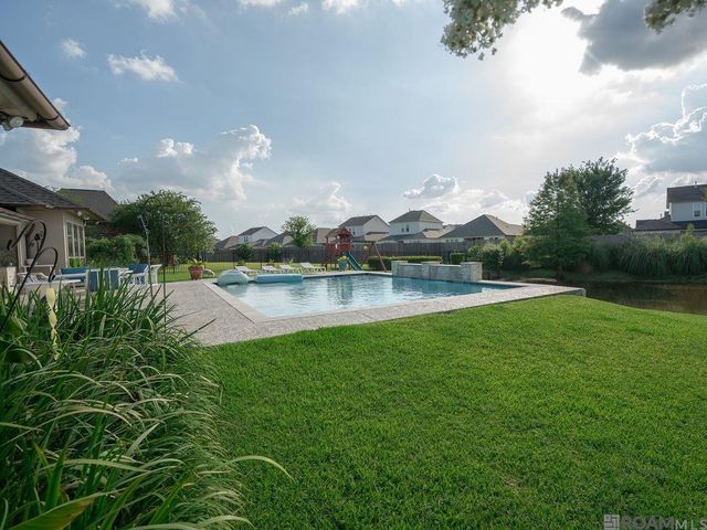 14750 Memorial Tower Dr, Baton Rouge, LA 70810