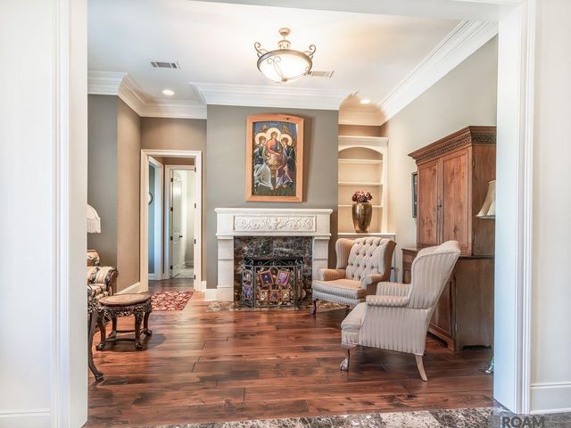 14750 Memorial Tower Dr, Baton Rouge, LA 70810