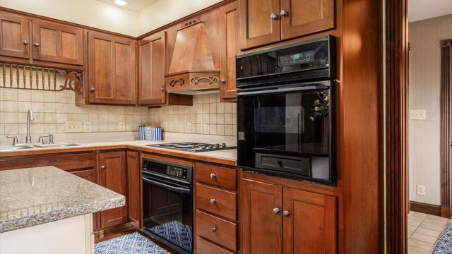 240 Mockingbird Hill Road, Zanesville, OH 43701