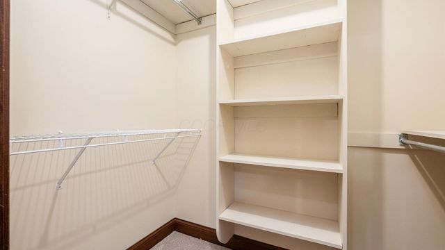 240 Mockingbird Hill Road, Zanesville, OH 43701