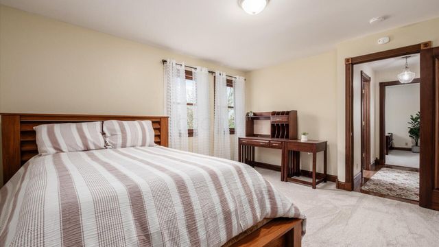 240 Mockingbird Hill Road, Zanesville, OH 43701