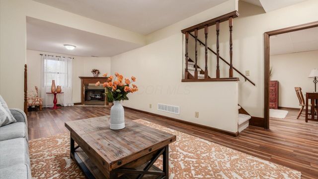 240 Mockingbird Hill Road, Zanesville, OH 43701