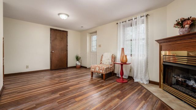 240 Mockingbird Hill Road, Zanesville, OH 43701