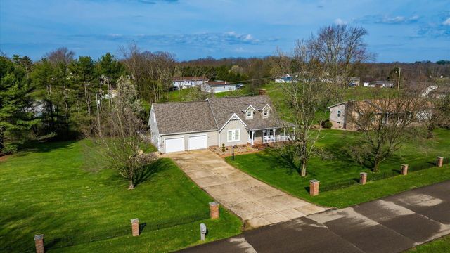 240 Mockingbird Hill Road, Zanesville, OH 43701