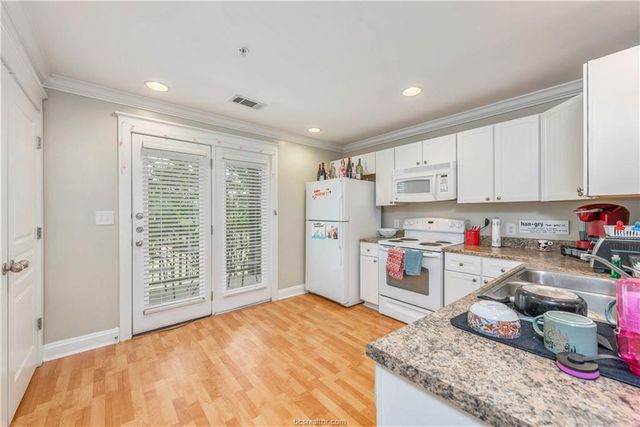 1725 Harvey Mitchell Parkway S 1630, College Station, TX 77840