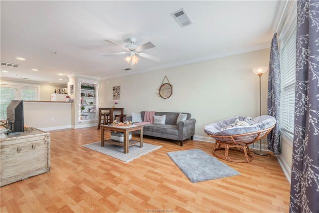 1725 Harvey Mitchell Parkway S 1630, College Station, TX 77840