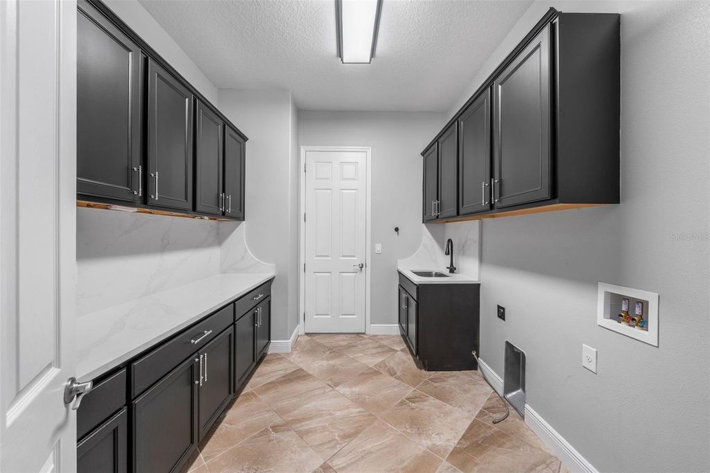 Image 48 of property listing at 125 167TH BOULEVARD E, Bradenton, FL 34212