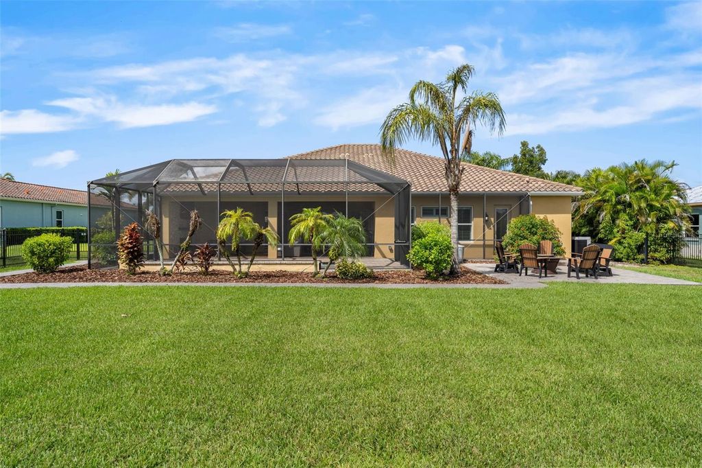 Image 57 of property listing at 125 167TH BOULEVARD E, Bradenton, FL 34212