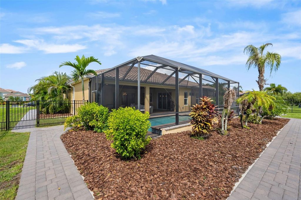 Image 58 of property listing at 125 167TH BOULEVARD E, Bradenton, FL 34212
