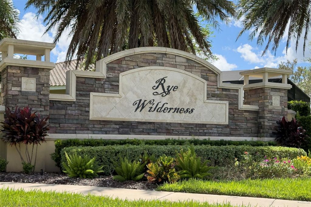 Image 64 of property listing at 125 167TH BOULEVARD E, Bradenton, FL 34212