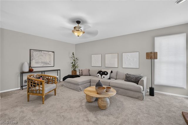 2883 Hawkins Lane, Twinsburg, OH 44087