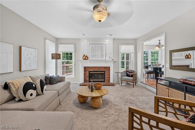 2883 Hawkins Lane, Twinsburg, OH 44087