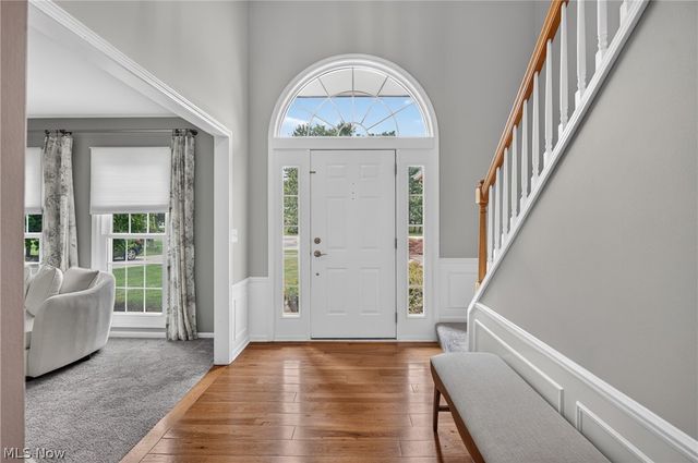 2883 Hawkins Lane, Twinsburg, OH 44087