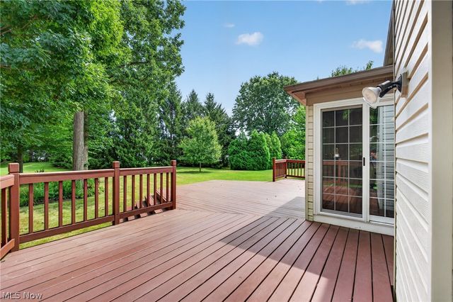 2883 Hawkins Lane, Twinsburg, OH 44087