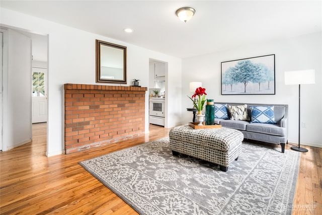 4345 334th Place SE, Fall City, WA 98024