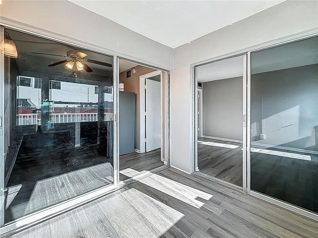 6100 12TH STREET S 313, St Petersburg, FL 33705