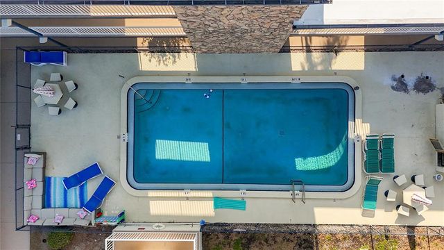 6100 12TH STREET S 313, St Petersburg, FL 33705
