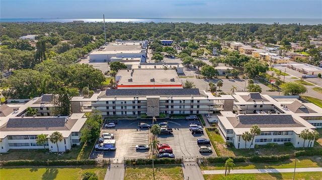 6100 12TH STREET S 313, St Petersburg, FL 33705