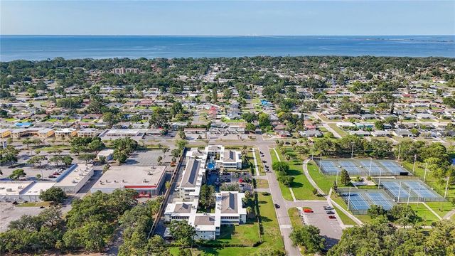 6100 12TH STREET S 313, St Petersburg, FL 33705