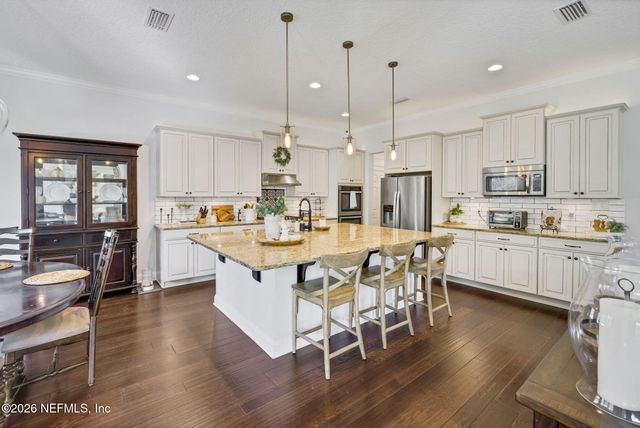 550 BRAMBLY VINE Drive, St. Johns, FL 32259