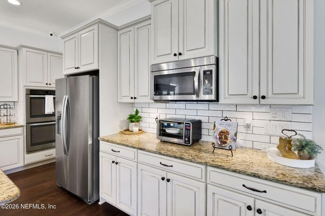 550 BRAMBLY VINE Drive, St. Johns, FL 32259