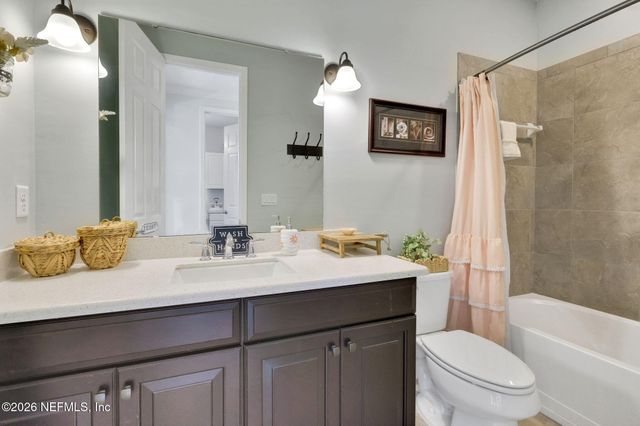 550 BRAMBLY VINE Drive, St. Johns, FL 32259