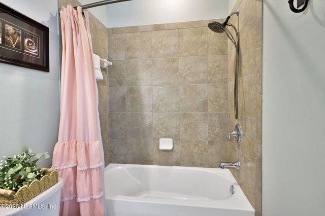 550 BRAMBLY VINE Drive, St. Johns, FL 32259