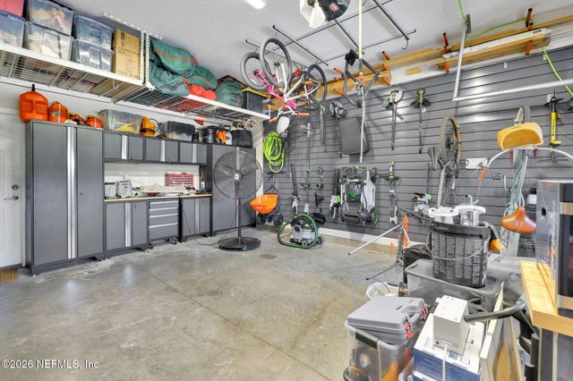 550 BRAMBLY VINE Drive, St. Johns, FL 32259