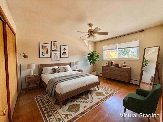 4211 W 95th Street 2C, Oak Lawn, IL 60453