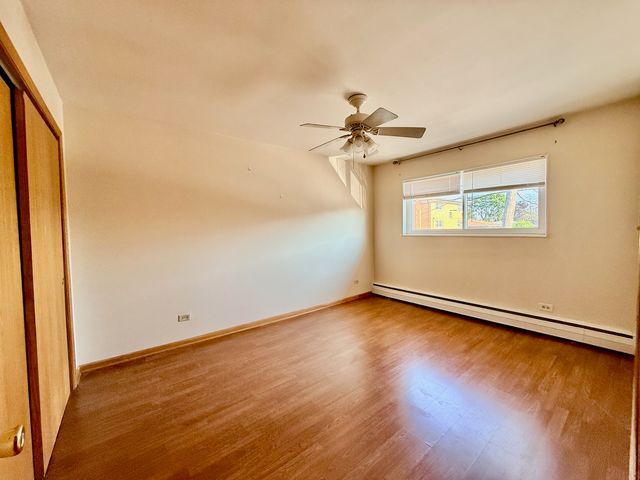4211 W 95th Street 2C, Oak Lawn, IL 60453