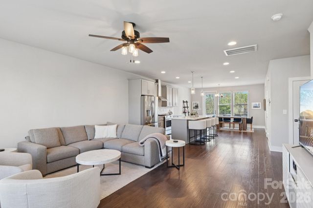 11939 Fiddlers Roof Lane, Charlotte, NC 28277