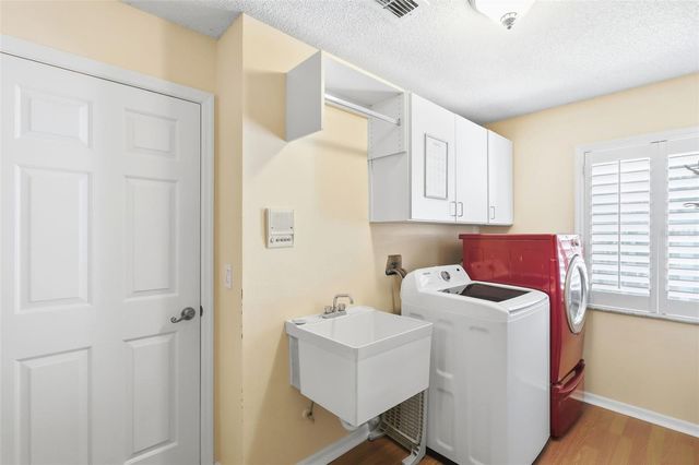 1212 NEEDLEWOOD LOOP, Oviedo, FL 32765