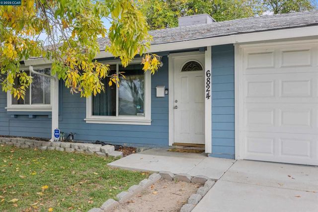 6824 Lumry St, North Highlands, CA 95660