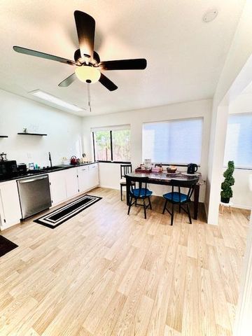 6107 Hillsdale, Sacramento, CA 95842