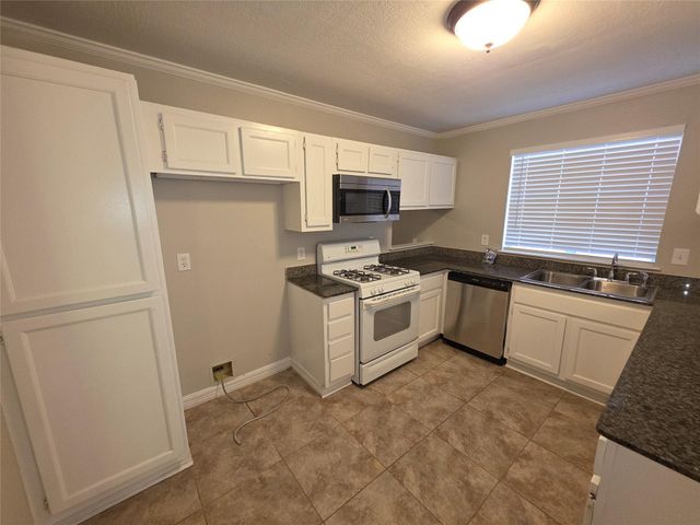 21019 Western Valley Drive, Katy, TX 77449