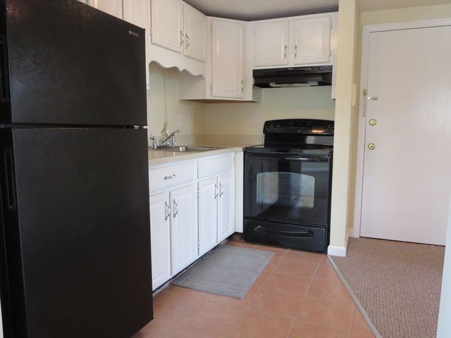 75 Cabot 13, Beverly, MA 01915