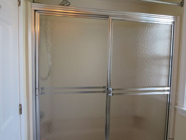 75 Cabot 13, Beverly, MA 01915