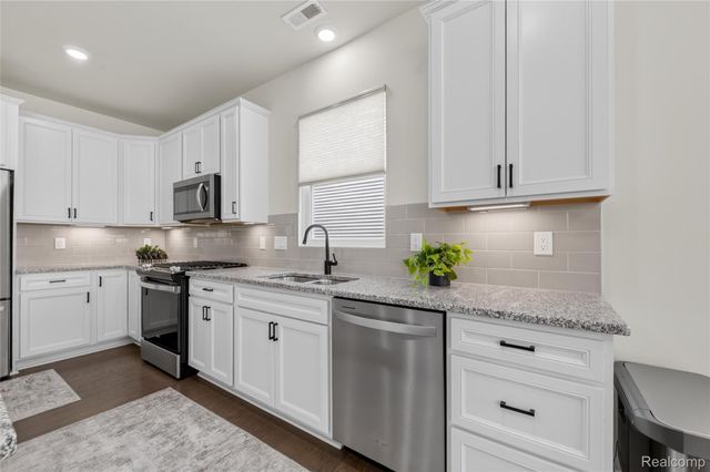 4987 Mayer Street, Canton Charter Township, MI 48188