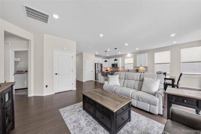 4987 Mayer Street, Canton Charter Township, MI 48188
