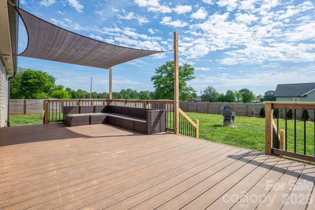 150 Alf Hoover Road, Lincolnton, NC 28092