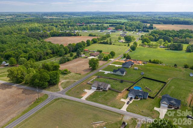 150 Alf Hoover Road, Lincolnton, NC 28092