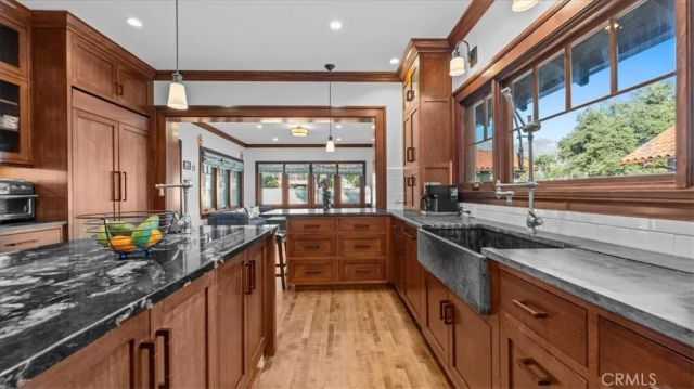 2360 N Mountain Avenue, Upland, CA 91784