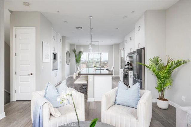 72 Ebb Tide Circle, Newport Beach, CA 92663