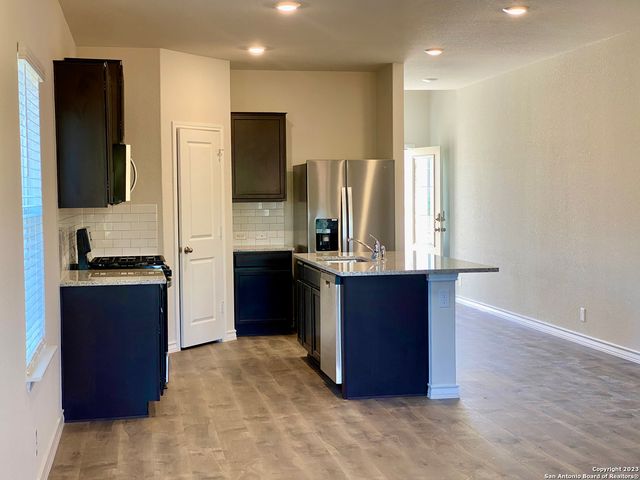 21339 Watercourse Way, San Antonio, TX 78266