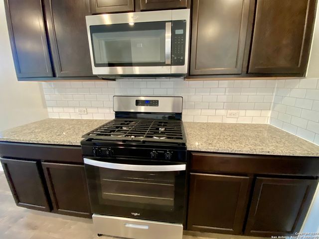 21339 Watercourse Way, San Antonio, TX 78266