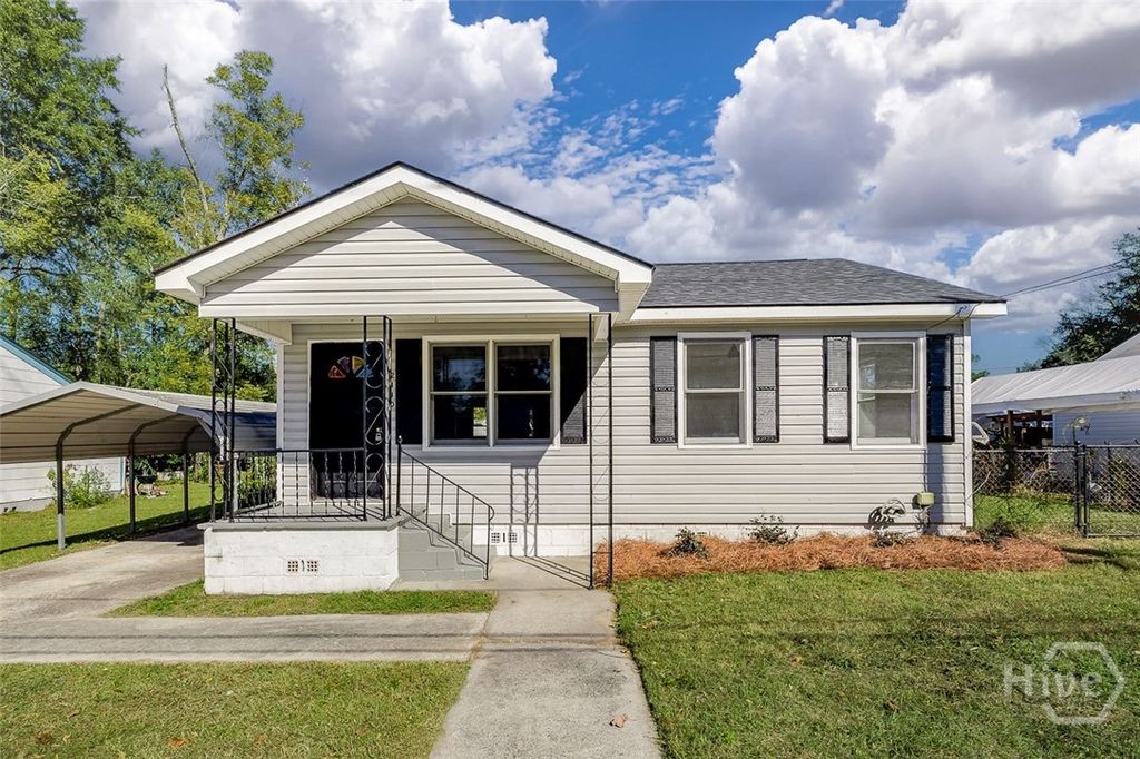2110 E 56th Street, Savannah, GA 31406