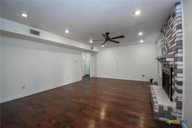 304 Cottonwood Drive, Harker Heights, TX 76548