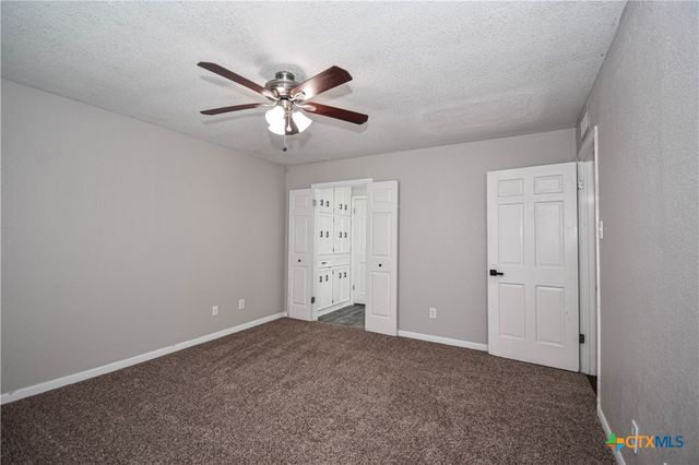304 Cottonwood Drive, Harker Heights, TX 76548