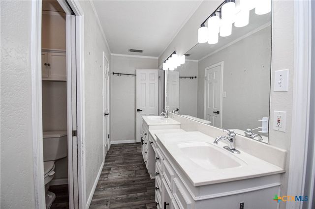 304 Cottonwood Drive, Harker Heights, TX 76548