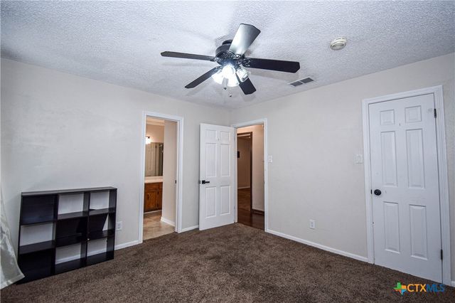 304 Cottonwood Drive, Harker Heights, TX 76548